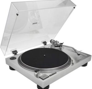 https://www.electroguide.com/wp-content/uploads/2021/09/audio-technica-at-lp120xusbsv-300x292.jpg