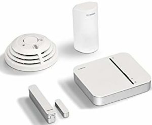 https://www.electroguide.com/wp-content/uploads/2021/09/kit-scurit-connecte-bosch-smart-home-compatible-avec-apple-homekit-300x247.jpg