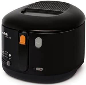 https://www.electroguide.com/wp-content/uploads/2023/01/seb-ff160800-simply-one-friteuse-compacte-avec-thermostat-noir-300x294.jpg