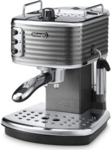 https://www.electroguide.com/wp-content/uploads/2023/03/delonghi-scultura-ecz-351gy-223x300.jpg