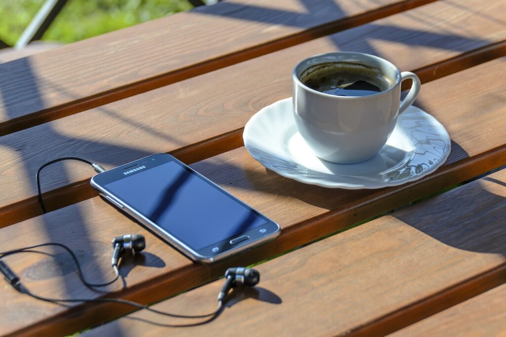 relaxation, coffee, smartphone