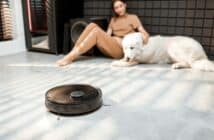 Robot vacuum cleaner cleans at home